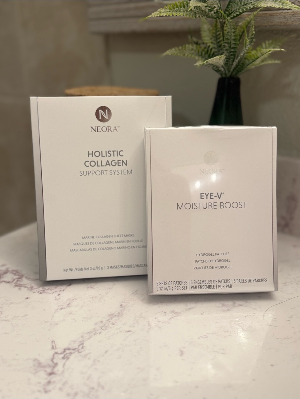 Neora 🩵 Never Opened Hydrating 
Collagen Skincare Masks